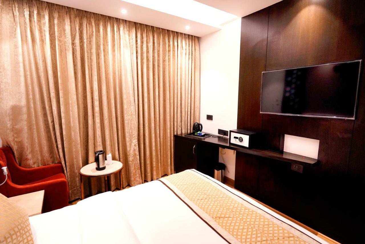 Hotel City Pride With Free Airport Pickup New Delhi Exterior foto