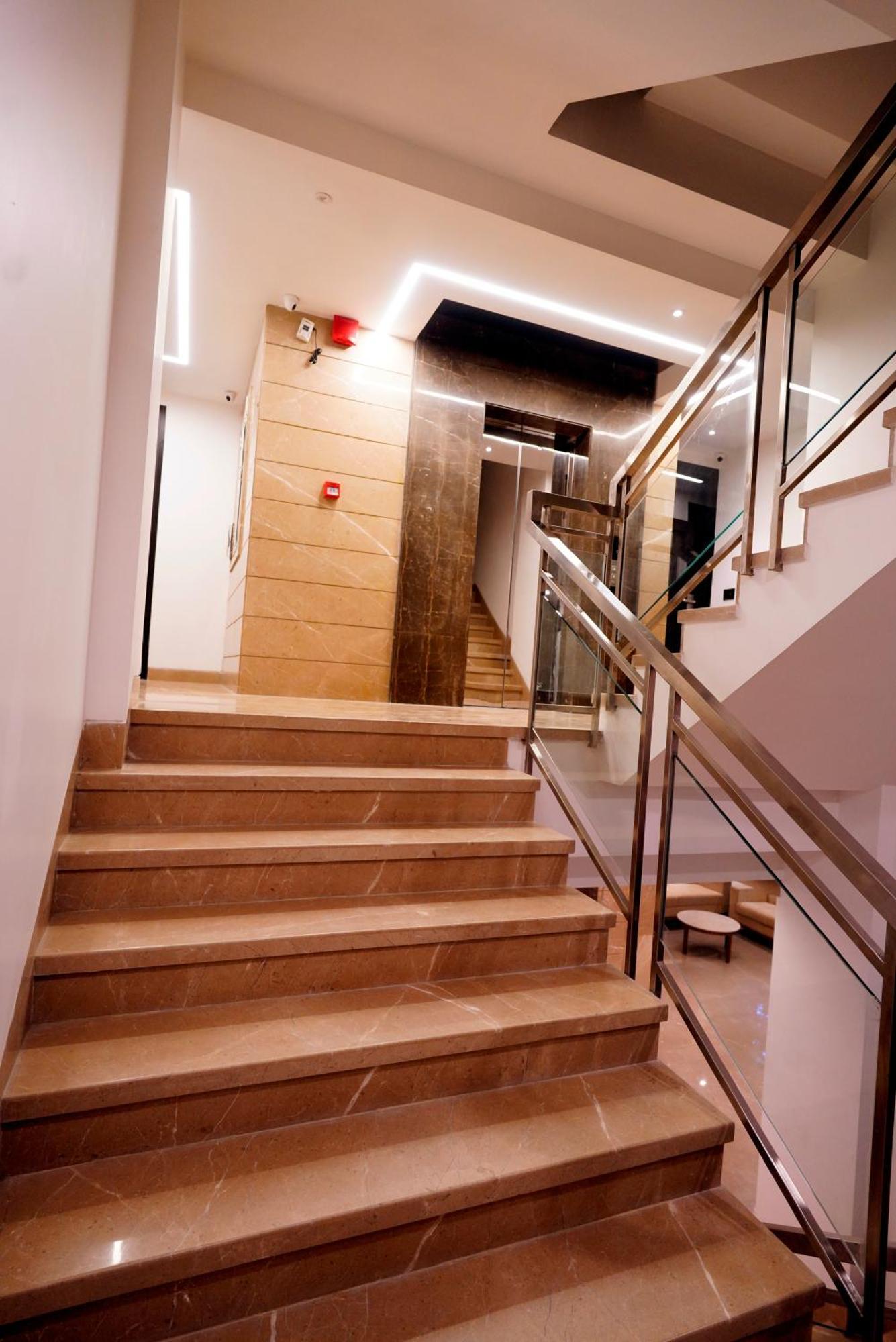 Hotel City Pride With Free Airport Pickup New Delhi Exterior foto