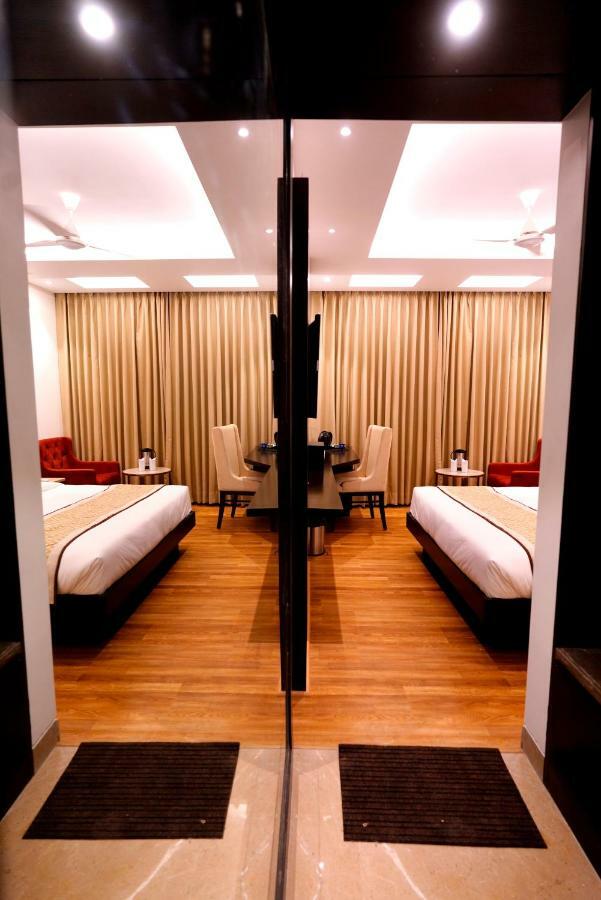 Hotel City Pride With Free Airport Pickup New Delhi Exterior foto